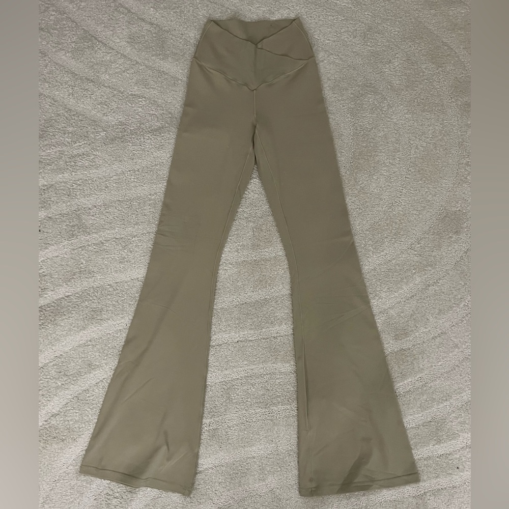 AERIE OFFLINE HIGH WAISTED CROSS OVER FLARE LEGGINGS BEIGE